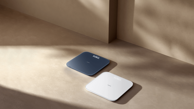 نمای کامل دو رنگ قابل انتخاب ترازو Xiaomi Smart Scale S200؛ هر سفارش شامل یک ترازو است